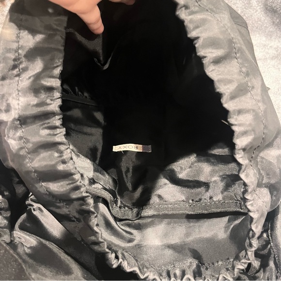 Roxy black “ Wave and Mountain “ daypack hiking trail backpack women’s - Picture 10 of 15